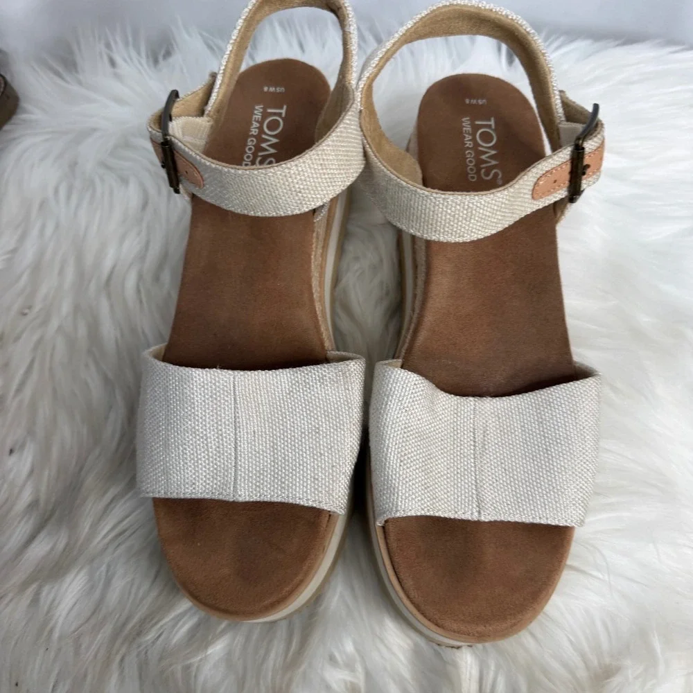 Toms diana platform